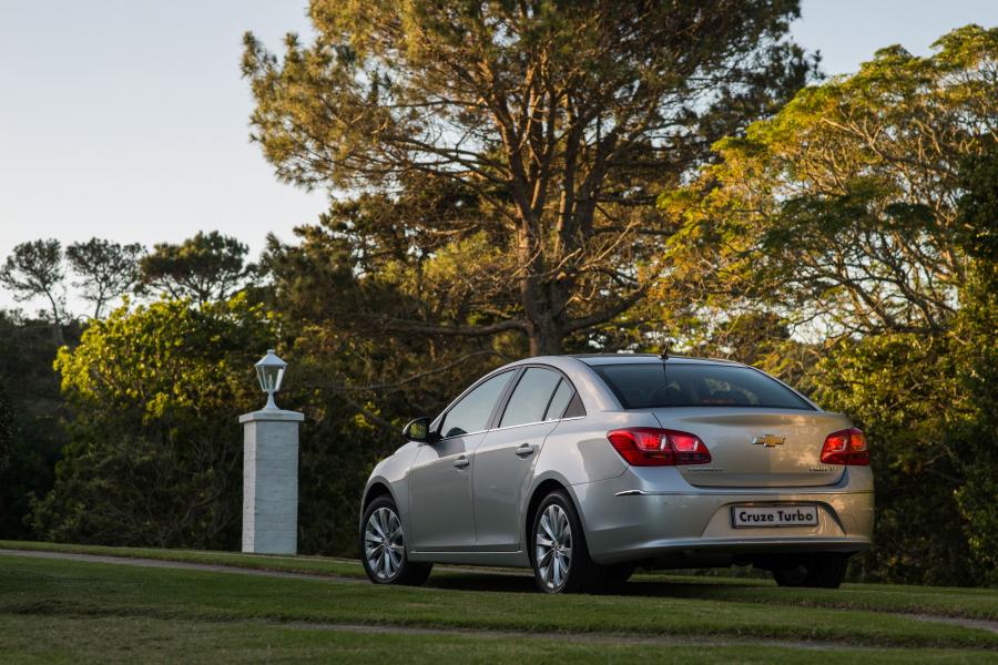 Chevrolet Cruze 2015 года  (ZA) (фото 18 из 25)